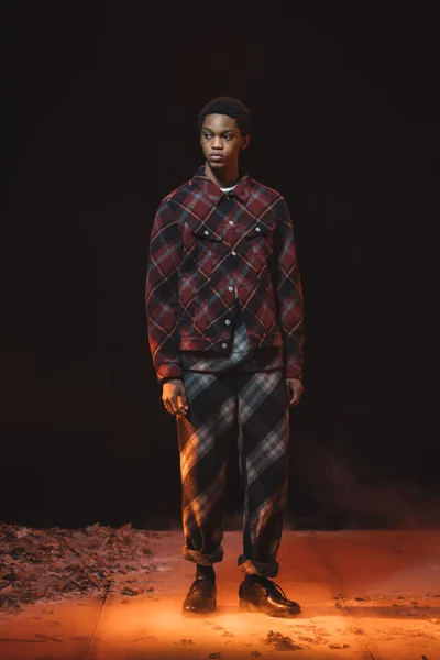 Look 50